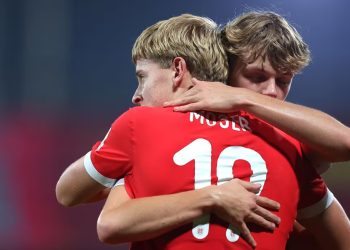 La selección de Austria venció a Italia por 2-0 en las semifinal del Mundial sub-17 de Qatar gracias a un doblete de Johannes Moser, máximo artillero del torneo con ocho tantos