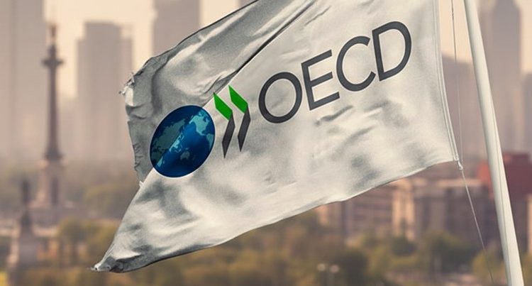 FOTO REALIZADA CON IA | México asume la vicepresidencia del Comité del Acero de la OCDE y se postula como sede en 2026