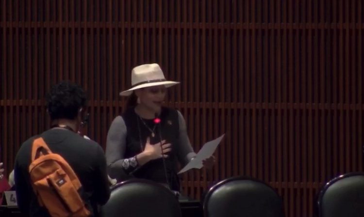 Movimiento del Sombrero, exige disculpa pública al senador Noroña por comentarios misóginos