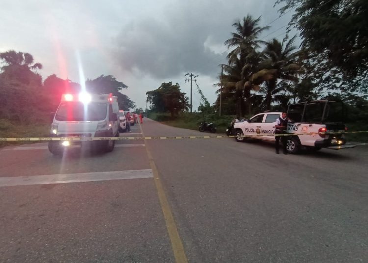 Campeche: Explosión en línea de Pemex en Atasta provoca evacuación de trabajadores