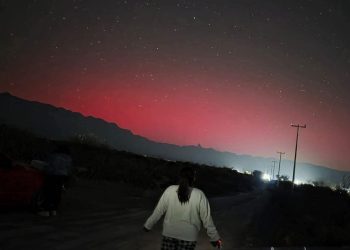 ¿Es peligroso el fenómeno que provoca avistamiento de auroras boreales? Un especialista nos explica