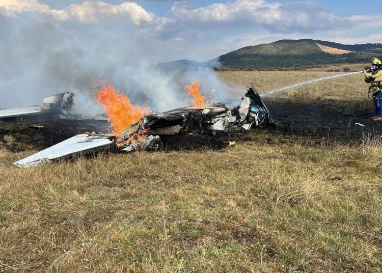 Cae avioneta en Purépero, Michoacán; hay cinco lesionados