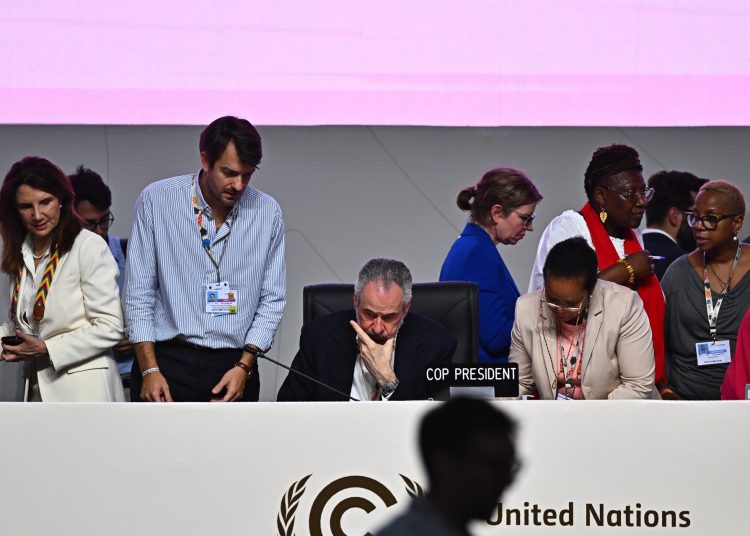 La COP30 aprueba documento final sin mención explícita a combustibles fósiles | FOTO EFE
