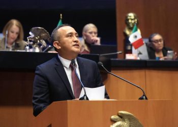 Es necesario que mediante un punto de acuerdo que el Senado respalde el plan de paz para Michoacán, destaca el legislador Antonino Morales