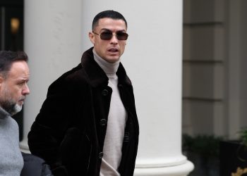 La ausencia de Cristiano Ronaldo en el amistoso del próximo 28 de marzo contra México en el Estadio Azteca provocó que los precios de los boletos en sitios de reventa