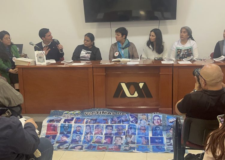 Madres buscadoras presentan libro sobre personas desaparecidas en México, buscando justicia y visibilidad