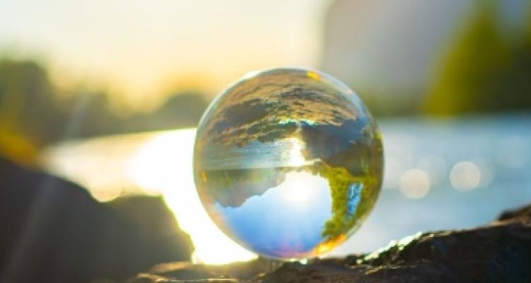 Organizaciones ambientalistas piden una transición justa hacia energías renovables y mayor cooperación internacional