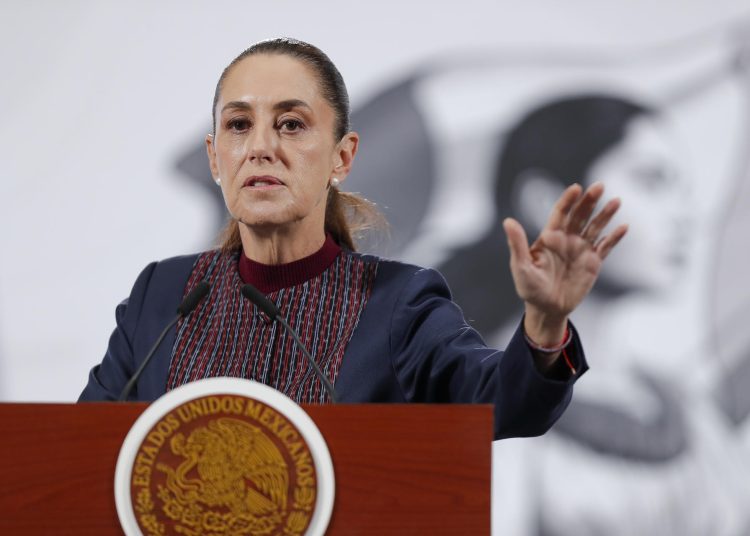 Claudia Sheinbaum durante conferencia de prensa matutina en la Ciudad de México. EFE/ Isaac Esquivel