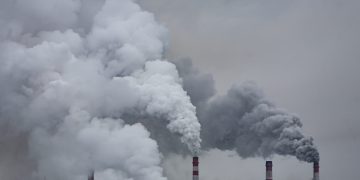 Países de la UE pactan recorte del 90% de CO2 para 2040 aunque con flexibilidades