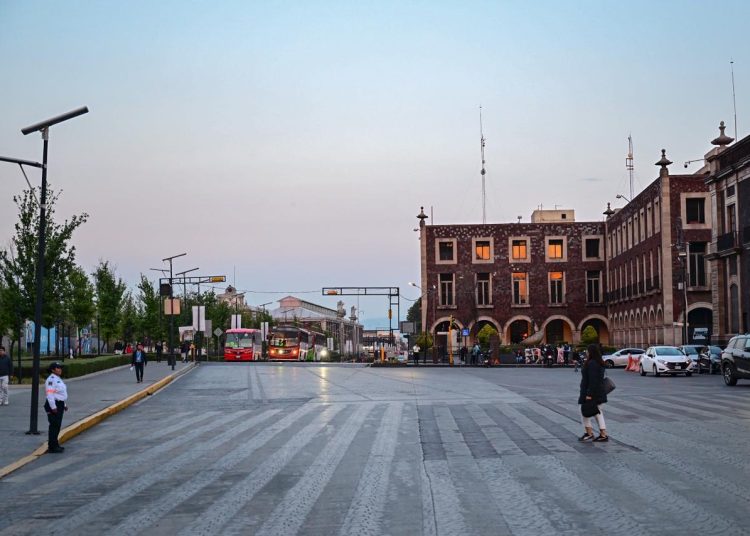 Desfile por el 115 Aniversario de la Revolución Mexicana reunirá a familias mexiquenses en la Plaza de los Mártires