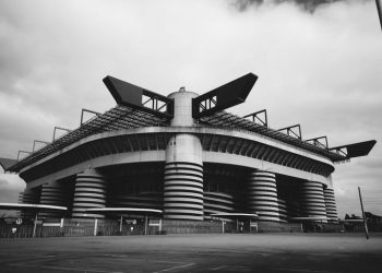 Inter y Milán completan la compra de San Siro