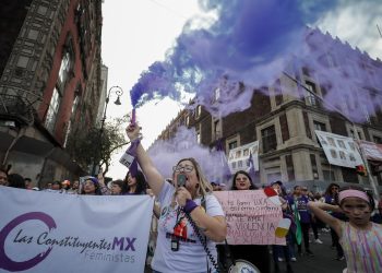 ⚪ Saldo Blanco en Marcha del Día Internacional de la Eliminación de la Violencia Contra las Mujeres