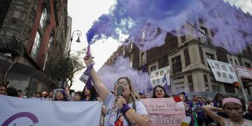 ⚪ Saldo Blanco en Marcha del Día Internacional de la Eliminación de la Violencia Contra las Mujeres