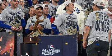 Los Ángeles Dodgers first baseman Freddie Freeman (L), Los Angeles Dodgers