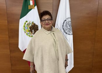 Ernestina Godoy asume de manera interina la FGR