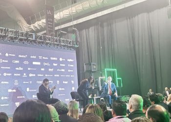 México avanza hacia una política nacional de Inteligencia Artificial: Ebrard