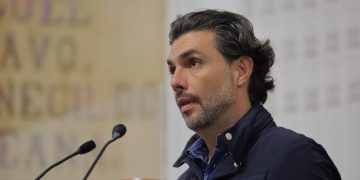 Condena Jesús Sesma acoso que sufrió la presidenta Claudia Sheinbaum