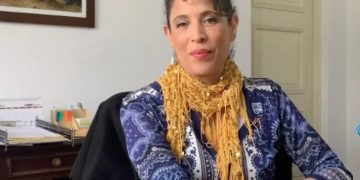 Encargada de Embajada de México abandona Perú tras ruptura de relaciones diplomáticas