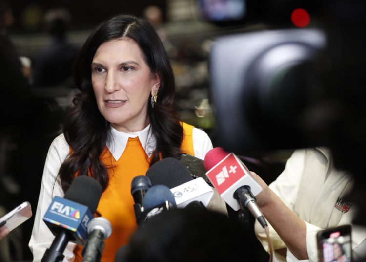 Kenia López Rabadán pide abrir carpetas de investigación a delincuentes y proteger a ciudadanos frente a la extorsión
