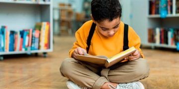 Mexicanos leen un promedio de cuatro libros al año