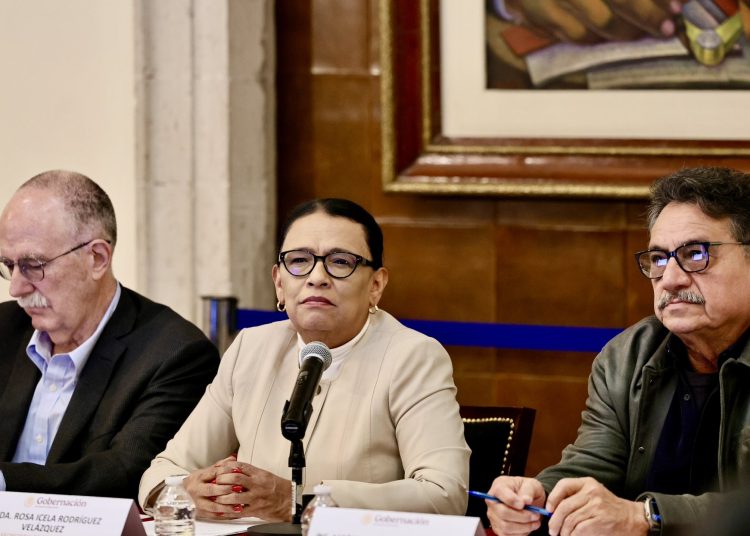 Sabino Bastidas analiza la gestión del gobierno federal en conflictos sociales y políticos