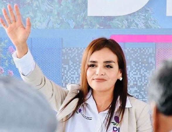 Grecia Itzel Quiroz García podría asumir la Presidencia Municipal de Uruapan tras el fallecimiento de Carlos Manzo Rodríguez