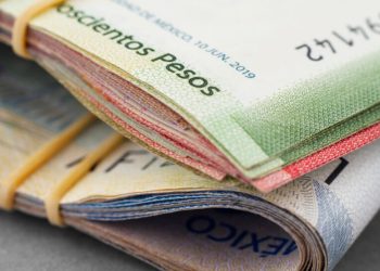 México registra superávit comercial de 606 mdd en octubre de 2025