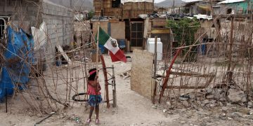 Diez rutas para un México libre de pobreza: expertos piden acelerar acciones y atender desigualdades