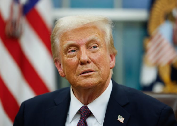 Donald Trump genera polémica al referirse al estrecho de Ormuz