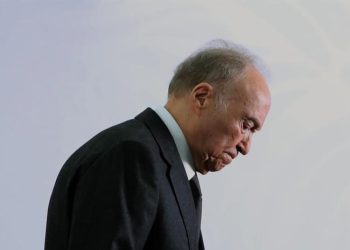 Morena niega presión para renuncia de Gertz Manero; “Dejar la FGR por Embajada no es razón grave”: MC; “Renuncia una muestra de la crisis del Gobierno”: PAN
