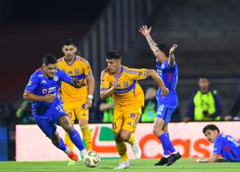 Tigres UANL un empate 1-1 con Cruz Azul, en la semifinal del Apertura 2025.