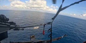 🚤 Guardia Costera de EU realiza la mayor incautación de cocaína en alta mar