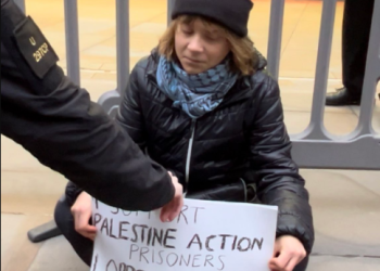 Greta Thunberg es detenida en Londres durante protesta en apoyo a activistas pro Palestina