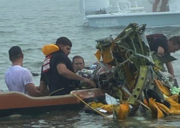 🛩️ Suman seis muertos tras desplome de avión de la Marina