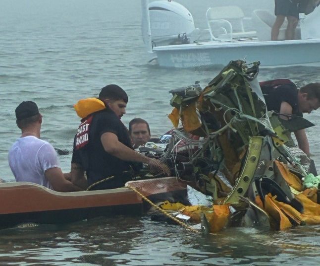 Suman seis muertos tras desplome de avión de la Marina | FOTO REDES SOCIALES