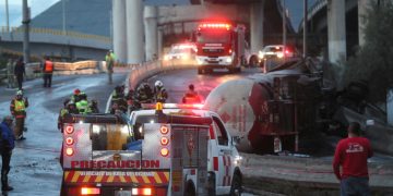 CDMX destina 480 mdp para víctimas de explosión de pipa en Iztapalapa