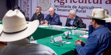 Gobierno de México acuerda con campesinos y transportistas reforzar seguridad y evitar bloqueos