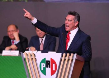 Gobierno de Morena tiene al país sumido en un estancamiento económico, acusa Alejandro Moreno