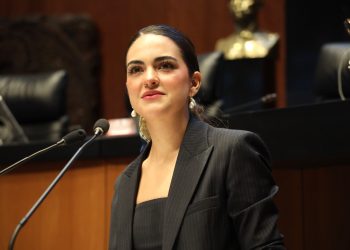 Andrea Chávez destaca avances en la elección de nueva fiscal y defensa de la Ley General de Aguas