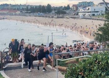 Policía de Australia confirma que ataque en playa de Sídney fue obra de padre e hijo sin ayuda externa