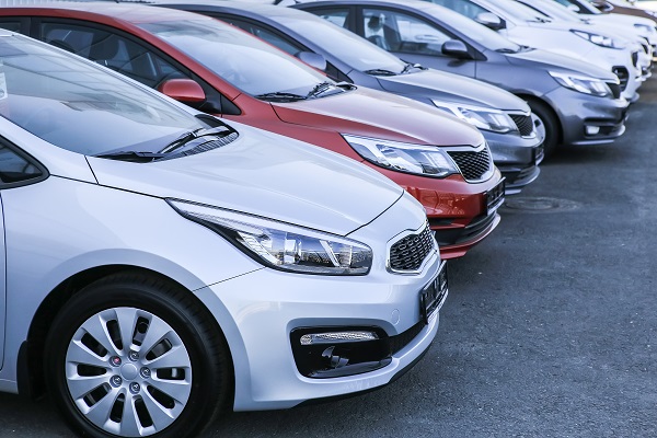 Industriales automotrices en México exigen actualización de normas de seguridad y emisiones para vehículos importados