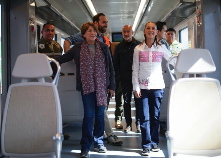 Claudia Sheinbaum supervisa las obras del Tren Interurbano Lechería-AIFA que iniciará operaciones en 2026