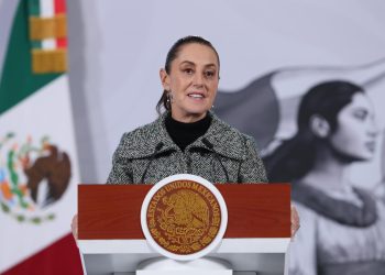 Claudia Sheinbaum anuncia entrega de trenes de repavimentación