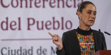 Sheinbaum asegura que AMLO “se ve muy bien” y celebra la publicación de su nuevo libro
