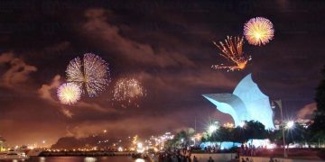 Manzanillo se iluminará con 800 drones y pirotecnia para recibir un nuevo año