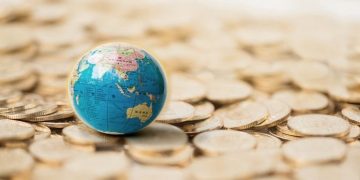 ONU prevé que comercio global alcancé cifras récord en 2025 pese a tensiones arancelarias