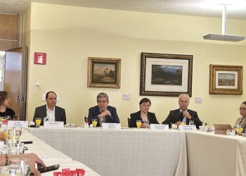 México sortea riesgo de recesión pese a incertidumbre política y económica