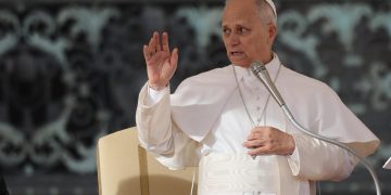 Abusos del clero “llenan de vergüenza” a la Iglesia, admite el papa León XIV