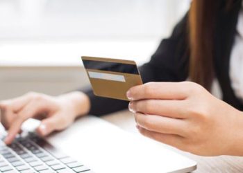Especialistas alertan de un incremento en fraudes digitales en temporada de aguinaldos