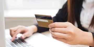 Especialistas alertan de un incremento en fraudes digitales en temporada de aguinaldos